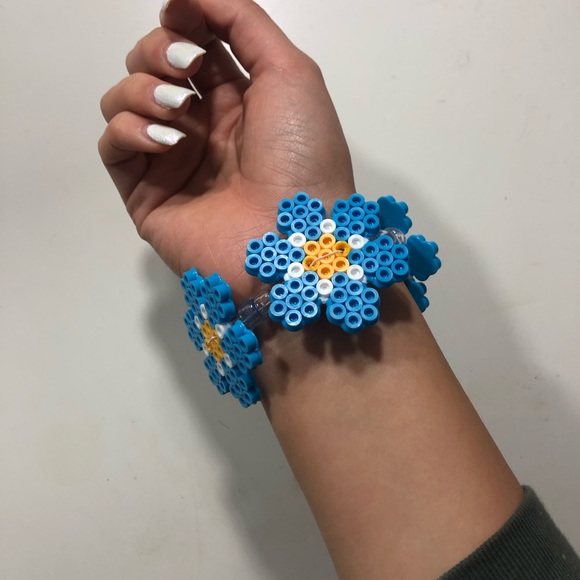 Flower bracelet Perler - Picture 2 of 5